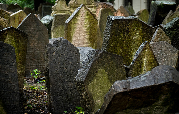 Architecture of Death - Jewish Cemetery - Jewish Quarter - Prague - Czech republic